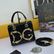 D&G Handle Bags